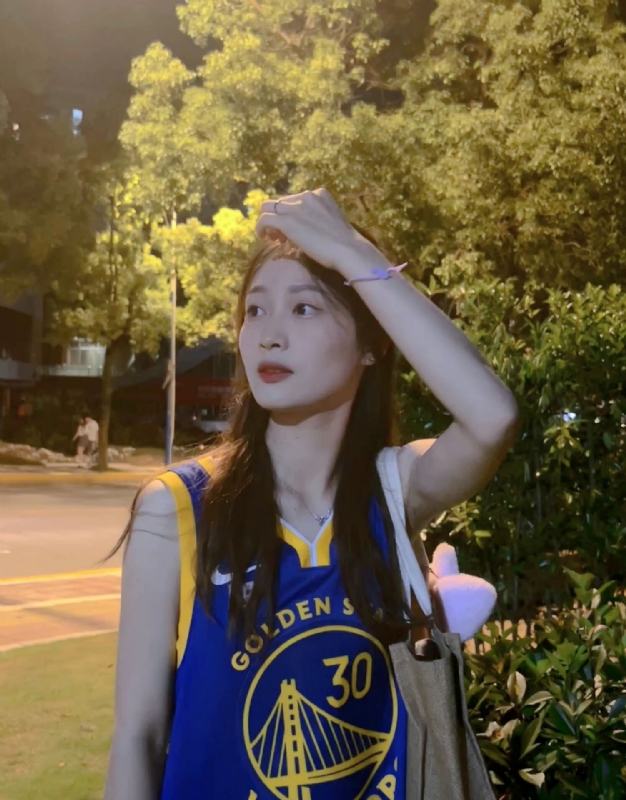 小趴菜的第三张照片--香港中老年相亲网