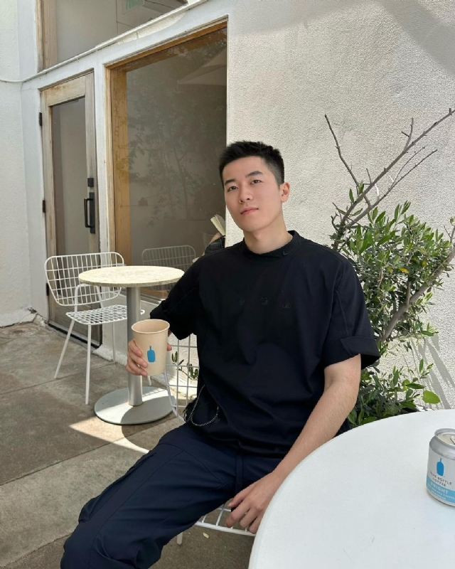 VV的第二张照片--香港中老年相亲网